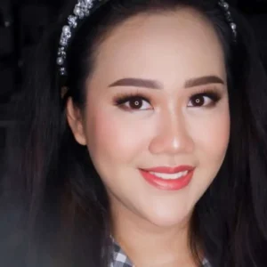 Elisa Ermasari, Jembatan Penyatuan Dua Budaya Besar di Indonesia