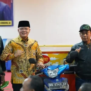 Gubernur Rohidin Mersyah Apresiasi Bantuan Produktif Kepada Masyarakat