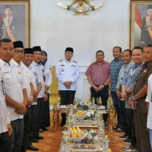 Gubernur Rohidin Mersyah Tinjau Tawaran MoU PT Telkom di Bengkulu Gubernur Rohidin Mersyah Tinjau Tawaran MoU PT Telkom di Bengkulu