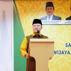 Gubernur Rohidin Salurkan Dana Hibah 200 Juta ke TP Sriwijaya