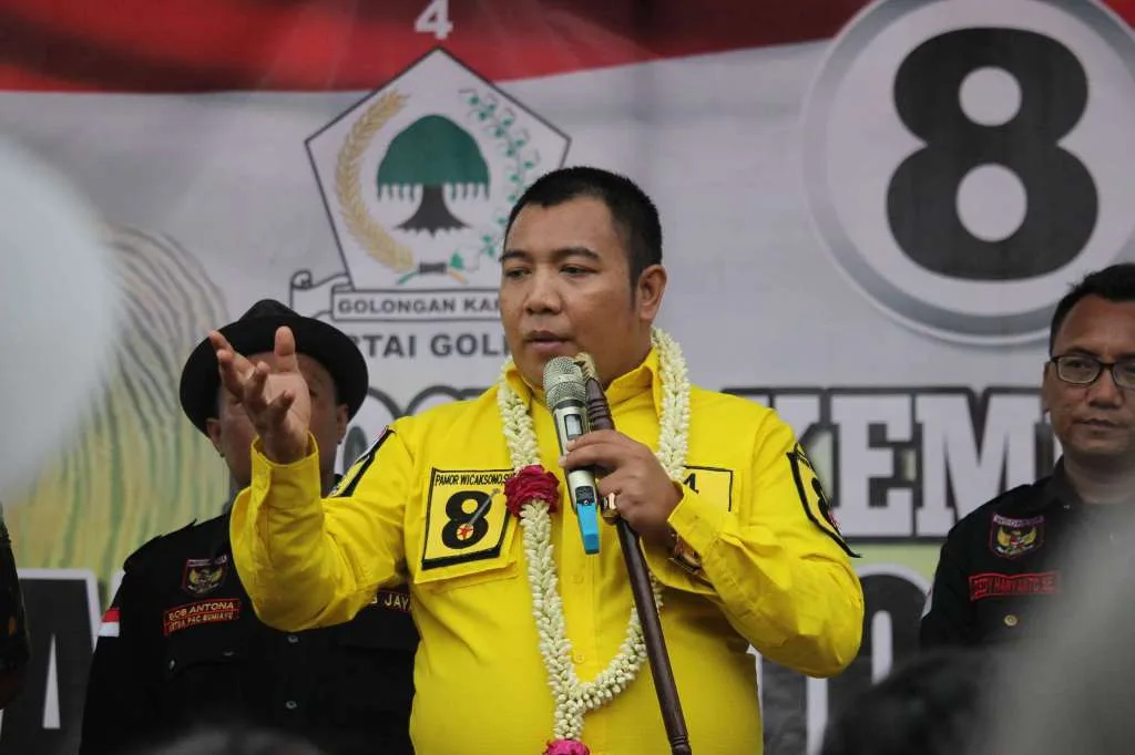 Hadiri Kirab Seni Budaya, Pamor Wicaksono Sampaikan Komitmennya untuk Pembangunan Desa