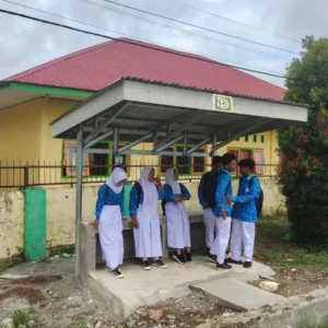 Inisiatif PT DDP, Bangun Halte Sekolah Demi Memudahkan Akses Transportasi