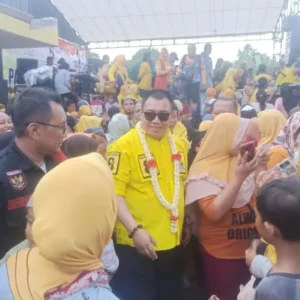Kampanye Akbar Caleg Golkar, Pamor Wicaksono Bersyukur atas Dukungan Massa Kampanye Akbar Caleg Golkar, Pamor Wicaksono Bersyukur atas Dukungan Massa