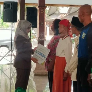 Kinerja Impresif, Bupati Blitar Turunkan Angka Kemiskinan Cukup Sginifikan