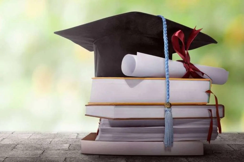 Kontroversi Pembayaran UKT ITB melalui Danacita, Mahasiswa Merasa Ditekan?