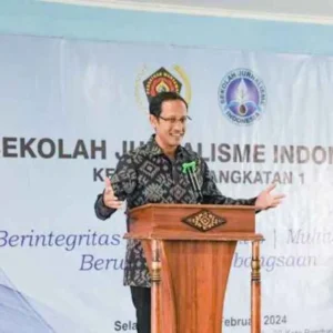 Mendikbudariistek Apresiasi Program Sekolah Jurnalisme Indonesia dan Praktisi Mengajar
