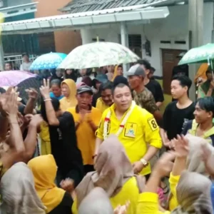 Pamor Wicaksono Ajak Pelestarian Budaya Lokal Kuda Lumping dan Edukasi Pemilu Pamor Wicaksono Ajak Pelestarian Budaya Lokal Kuda Lumping dan Edukasi Pemilu