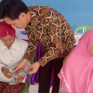 Pemdes Pelabuhan Talang Liak Sukses Salurkan BLT-DD 2024