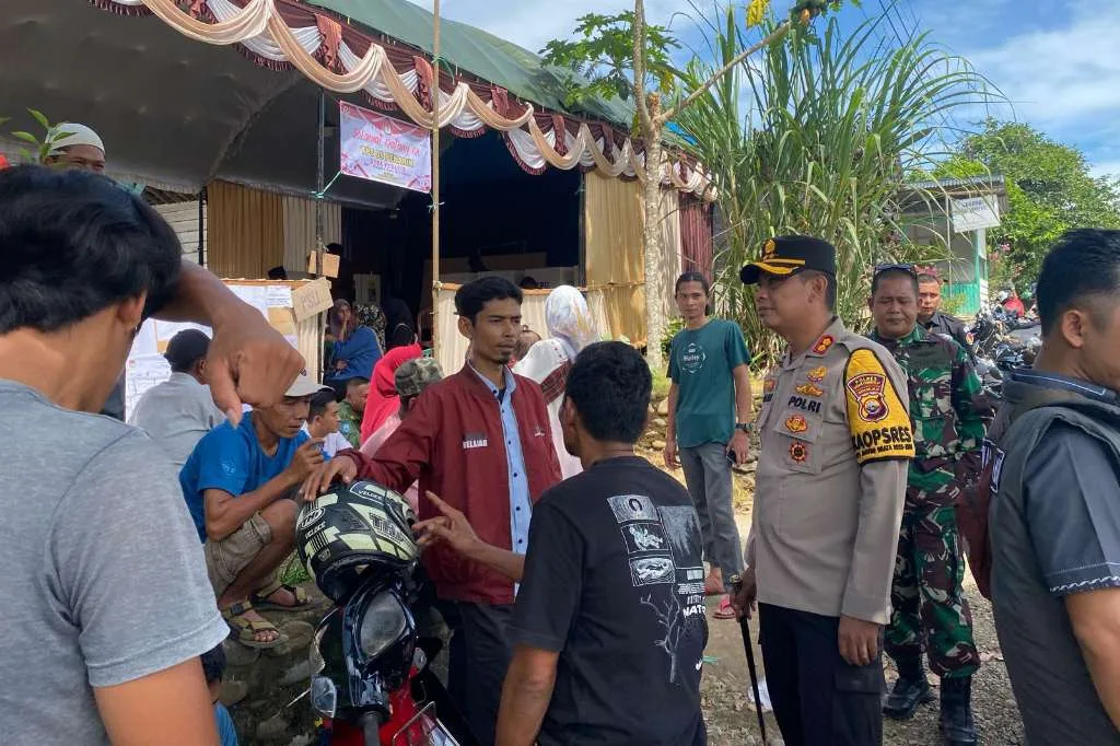 Polres Mukomuko Bersama Kodim 0428 Amankan PSU TPS 09 Desa Penarik