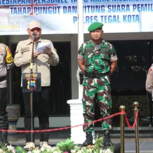 Polres Tegal Kota Gelar Apel Pasukan Amankan Pemilu 2024, Dedy: 19.379 Personel Dikerahkan Polres Tegal Kota Gelar Apel Pasukan Amankan Pemilu 2024, Dedy: 19.379 Personel DikerahkanÂ