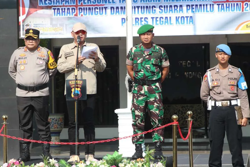 Polres Tegal Kota Gelar Apel Pasukan Amankan Pemilu 2024, Dedy: 19.379 Personel DikerahkanÂ 