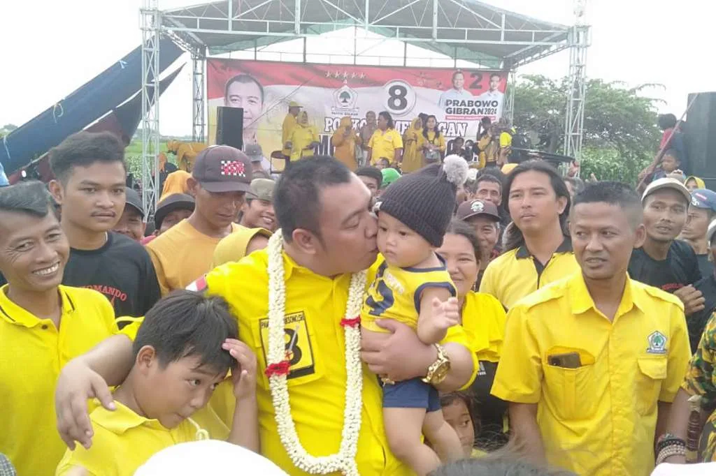 Ribuan Warga Desa Klikiran Satu Suara Dukung Pamor Wicaksono