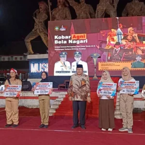 Wali Kota Blitar Gelar Acara Kolosal Peringatan Perjuangan PETA Ke-79 Walikota Blitar Gelar Acara Kolosal Peringatan Perjuangan PETA Ke-79