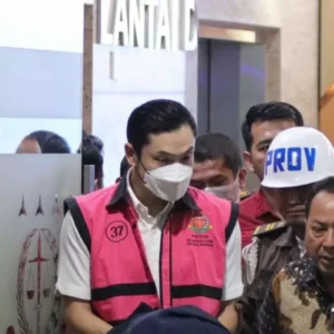 Ahli Hukum Curigai Keterlibatan Pejabat Negara dalam Kasus Korupsi Timah Dugaan Korupsi Tata Niaga Timah, Harvey Moeis Dituntut 12 Tahun Penjara