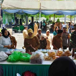 Dukung UMKM/IKM Lokal, Bupati Blitar Buka Bazar Ramadhan 1445H/2024M