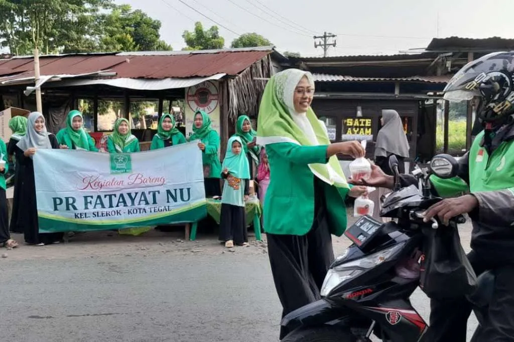 Fatayat NU Slerok Gelar Buka Bersama dan Berbagi Takjil GratisÂ 