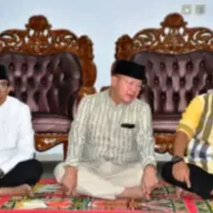Gubernur Rohidin Mersyah Beserta Rombongan Hadiri Buka Bersana di Balai Pat Petulai