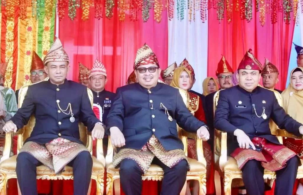 Asisten I Khairil Anwar Hadiri Upacara HUT ke-305 Kota Bengkulu