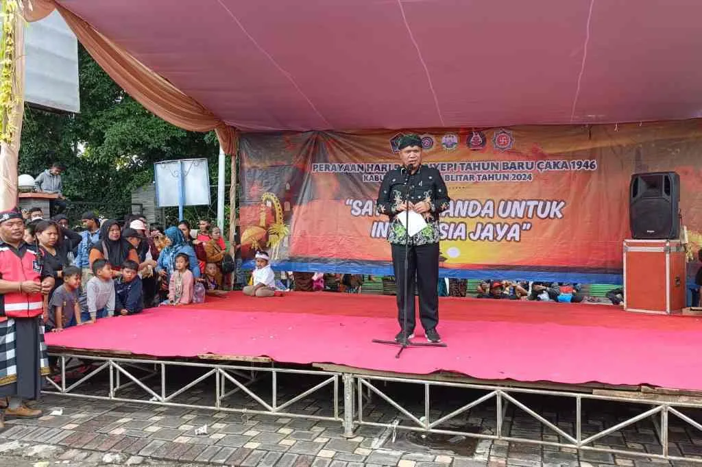 Izul Marom Wakili Bupati Hadiri Perayaan Hari Nyepi Tahun Baru Caka 1946