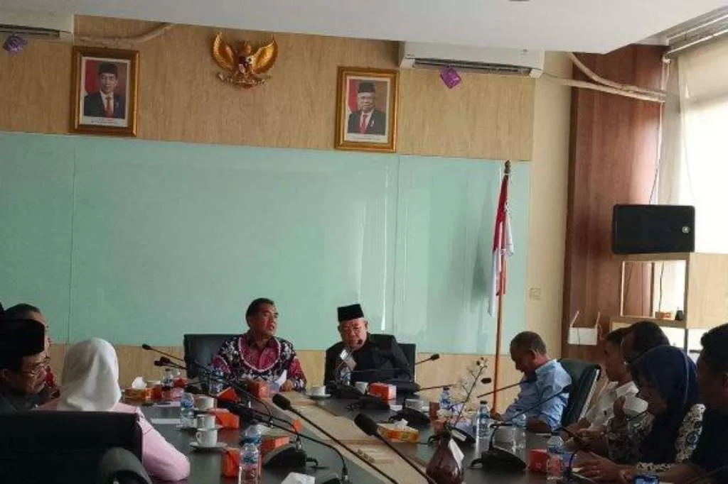 Komisi DPRD Bengkulu Berjanji Akan Sampaikan Tuntutan Honorer dan PTT
