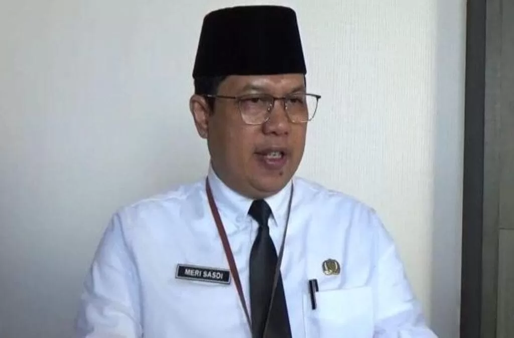 Kadis Dinas Perpustakaan dan Kearsipan Meri Sasdi
