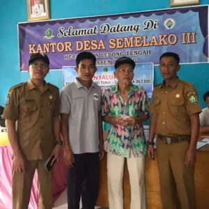 Pemdes Semelako 3 Sukses Salurkan BLT DD Tahap Pertama