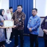 Pemkab Lebong Terima Penghargaan Kepatuhan Penyelenggaraan Pelayanan Publik