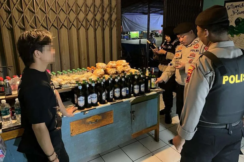 Polres Pekalongan Amankan Miras dalam Razia Ramadhan di Kajen