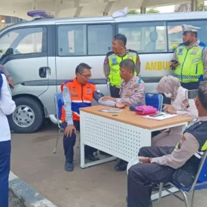 Polres Tegal Kota Gelar Ramp Check dan Pemeriksaan Kesehatan Kendaraan Umum Polres Tegal Kota Gelar Ramp Check dan Pemeriksaan Kesehatan Kendaraan Umum