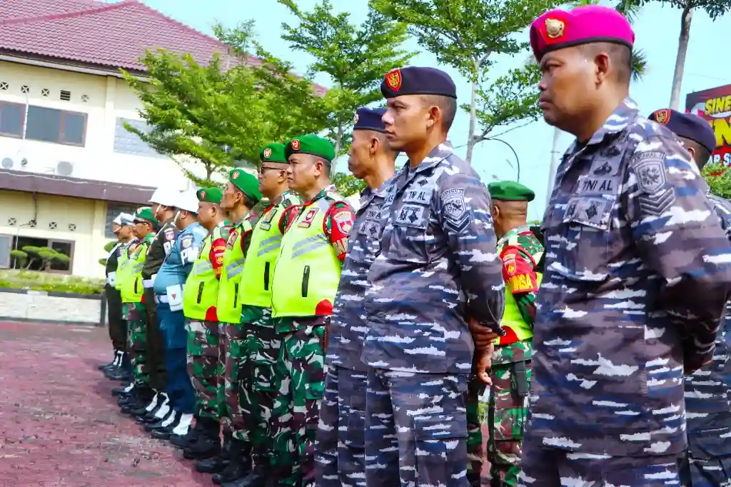 Polres Tegal Kota Laksanakan Apel Gelar Pasukan Operasi Keselamatan Lalu Lintas Candi 2024