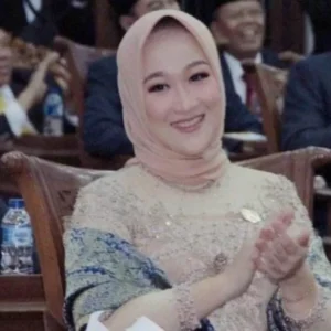 Ria Oktarina Gencar Sosialisasi Kepada Orang Tua Awasi Penggunaan Gadget Pada Anak Ria Oktarina Gencar Sosialisasi Kepada Orang Tua Awasi Penggunaan Gadget Pada Anak
