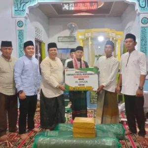 Safari Ramadan, Wabup Lebong Turut Salurkan Bantuan untuk Masjid Al-Ihsan Safari Ramadhan, Wabup Lebong Turut Salurkan Bantuan untuk Masjid Al-Ihsan