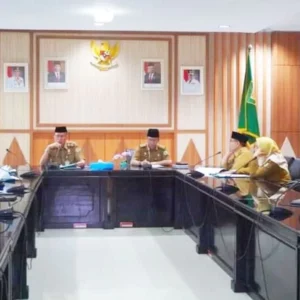 Sekda Isnan Fajri Pimpin Rapat Exit Meeting