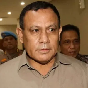 Mantan Ketua KPK Diduga Meminta Uang Sebesar Rp50 Miliar ke SYL Polda Metro Jaya Kesulitan Menahan Firli Bahuri, KPK Siap Ambil Alih Kasus