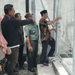 Pembangunan Menara Internet Tanpa Izin, Pagar Pembatas Dikunci