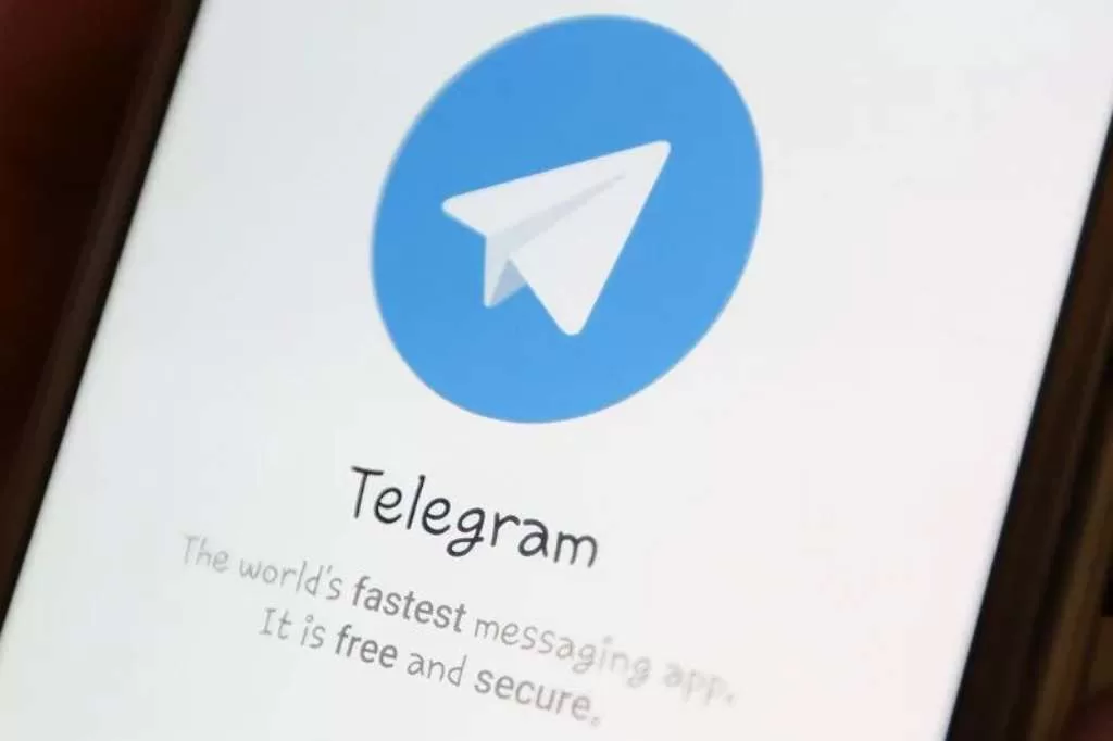 Saingi WhatsApp, Telegram Menuju 1 Miliar Pengguna Terancam Diblokir Pemerintah, Ini Alasan Telegram Akan Ditutup Saingi WhatsApp, Telegram Dekati 1 Miliar Pengguna Tahun Ini Terkait Isu Moderasi Konten Telegram, Pavel Durov Ditangkap di Paris