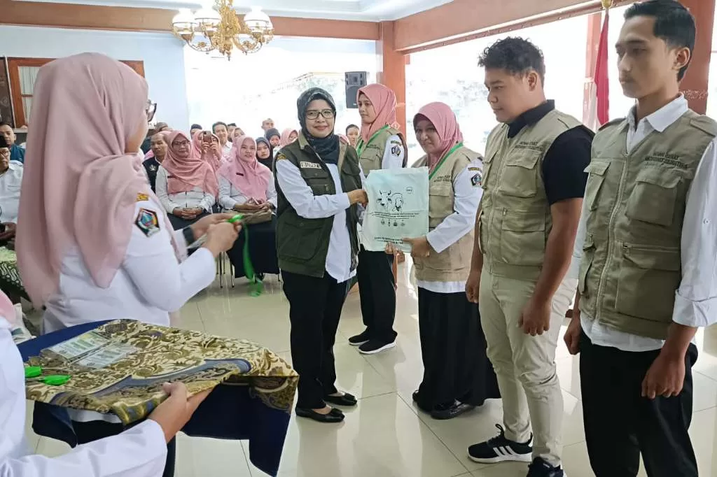 Bupati Blitar Lepas 273 Petugas Pemantau Hewan Kurban 1445H/2024M