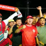 Dukung Timnas U-23, Gubernur Rohidin Nobar Bersama Masyarakat di Balai Raya Semarak