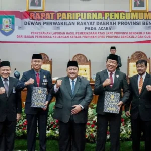 Era Kepemimpinan Gubernur Rohidin Mersyah, Provinsi Bengkulu WTP 7 Kali Berturut-Turut Era Kepemimpinan Gubernur Rohidin Mersyah, Provinsi Bengkulu WTP 7 Kali Berturut-Turut