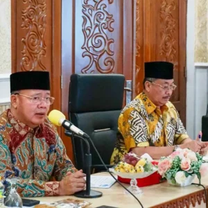 Gubernur Rohidin Mau Penertiban Kawasan Pantai Panjang dari Sisi Perizinan