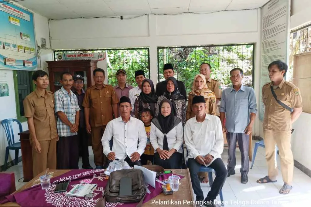 Kades Telaga Dalam Lantik Perangkat Desa, Begini Pesannya