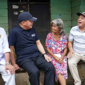 Langkah Cepat Gubernur Rohidin Mendengar Kabar Warga Memprihatinkan di Kota Bengkulu Langkah Cepat Gubernur Rohidin Mendengar Kabar Warga Memprihatinkan di Kota Bengkulu