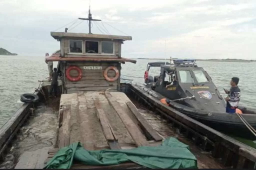 Pasir Laut Dikeruk PAD Menghilang Negara Merugi, Polda Kepri Harus Usut Tuntas