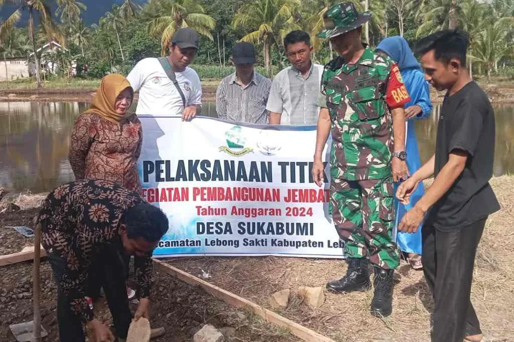 Pemdes Suka Bumi Laksanakan Titik Nol Pembangunan Jembatan