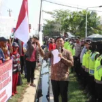 Polres Tegal Kota Kawal dan Amankan Unjuk Rasa Buruh PT CTG Pemalang