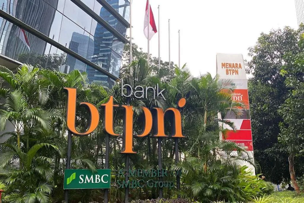 Bank BTPN dan SMBC Beri Kredit Hijau $450 Juta untuk Indomobil Bank BTPN Resmi Bertransformasi Menjadi Bank SMBC Indonesia