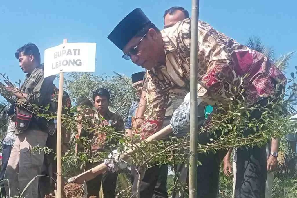 Buka Peringatan Hari Lingkungan Hidup Sedunia, Ini Harapan Bupati Kopli