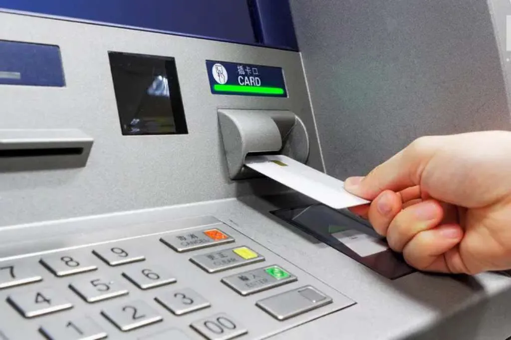 Kartu Tertelan Mesin, Pemuda di DIY Rusak ATM