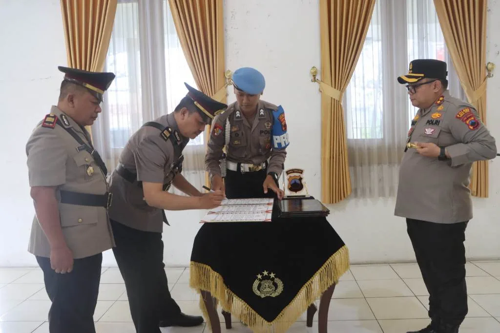 Polres Tegal Kota Gelar Serahterima Jabatan Sejumlah Pejabat Utama