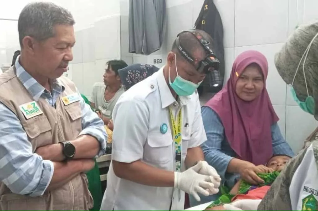 PT.PLN UBP Bengkulu unit PLTA Tes Lebong Gratiskan Khitan 46 Anak